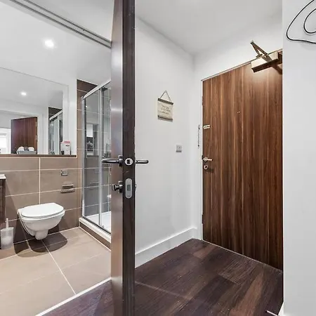 Sleep 7 20 Mins From London Waterloo Bp65 Apartment Exterior photo