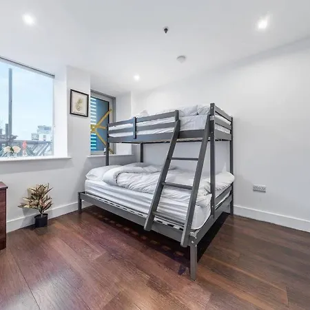 Sleep 7 20 Mins From London Waterloo Bp65 Apartment Exterior photo