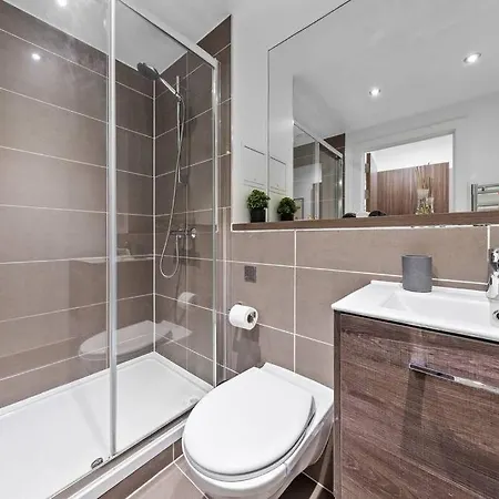 Sleep 7 20 Mins From London Waterloo Bp65 Apartment Exterior photo