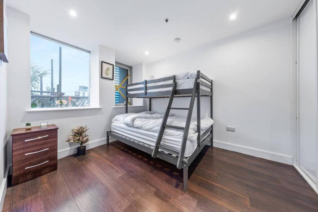 Apartment Sleep 7 20 Mins From Waterloo Bp65 *