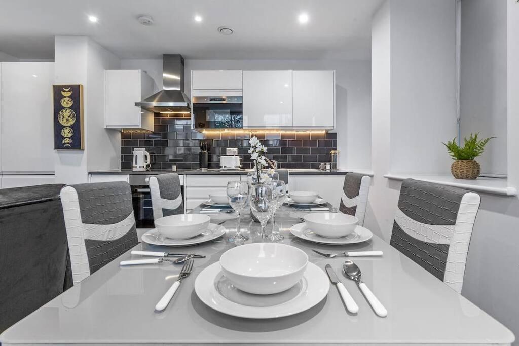 Apartment Sleep 7 20 Mins From Waterloo Bp65 *